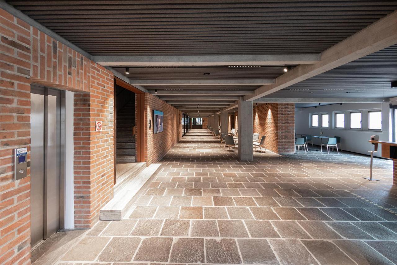 Cusanus Akademie - Accademia Cusanus Bressanone Bagian luar foto
