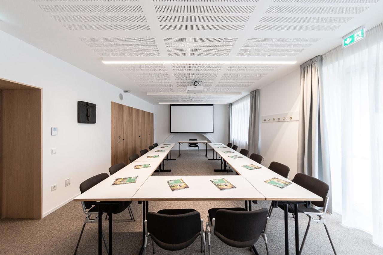 Cusanus Akademie - Accademia Cusanus Bressanone Bagian luar foto